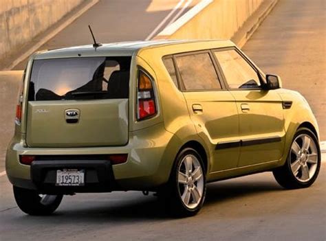 2010 Kia Soul Values & Cars for Sale | Kelley Blue Book