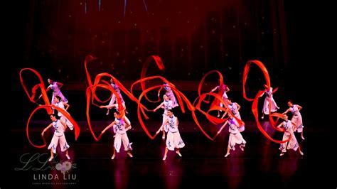 IPAA 2018 Chinese red ribbon dance - YouTube