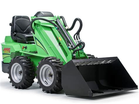 Avant® loader attachments - General Bucket, 4WD loader buckets, Avant ...