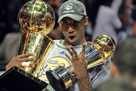 24 Achievements in the Career of Kobe Bryant - HowTheyPlay