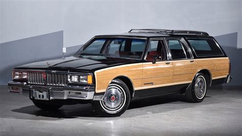 Vinyl Safari: 1986 Pontiac Parisienne Wagon Is Two Tons of American Pride