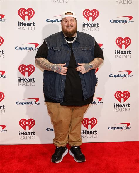 Jelly Roll Show Off Weight Loss as He Hits Red Carpet and Performs at Jingle Ball in Texas [Photos]