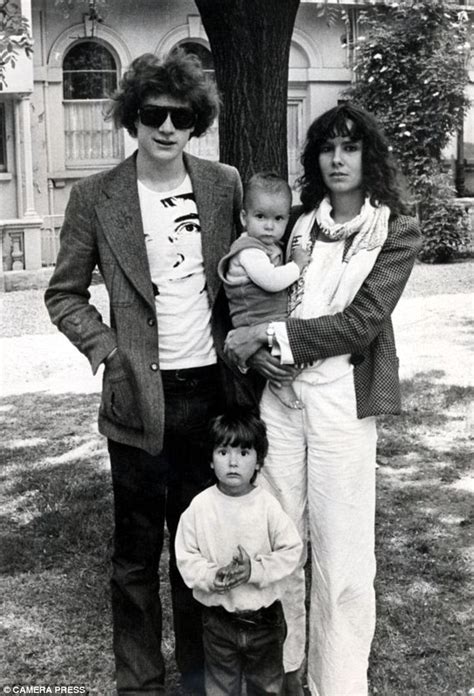 John Paul Getty III's wife claims she was held by Mafia BEFORE kidnap - All World Report