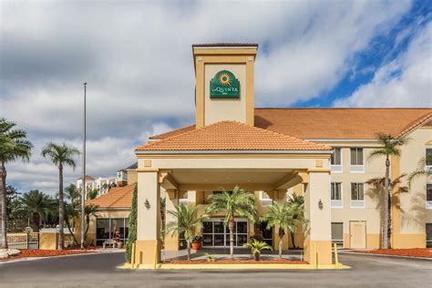 La Quinta Inn & Suites by Wyndham Orlando Universal area | Orlando, FL ...