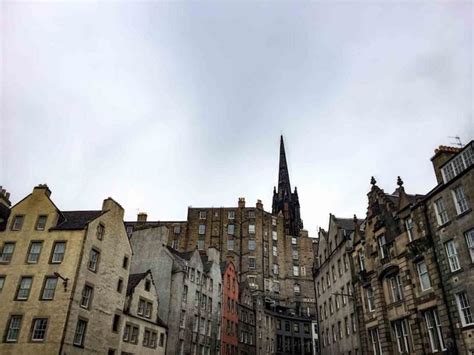 Everything You Need To Know About Edinburgh Bus Tours – Onwards + Upwards