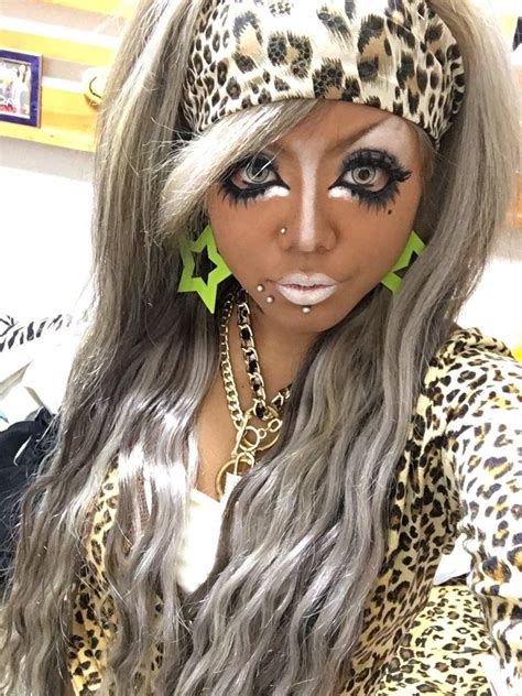 GET WILD & BE SEXY (Posts tagged kurogyaru) | Gyaru fashion, Gyaru makeup, Ganguro girl