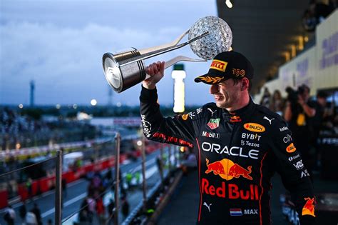 Confused Max Verstappen Crowned Double F1 World Champion - The News Wheel