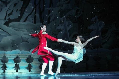 Photos: Pacific Northwest Ballet's Nutcracker | KOMO