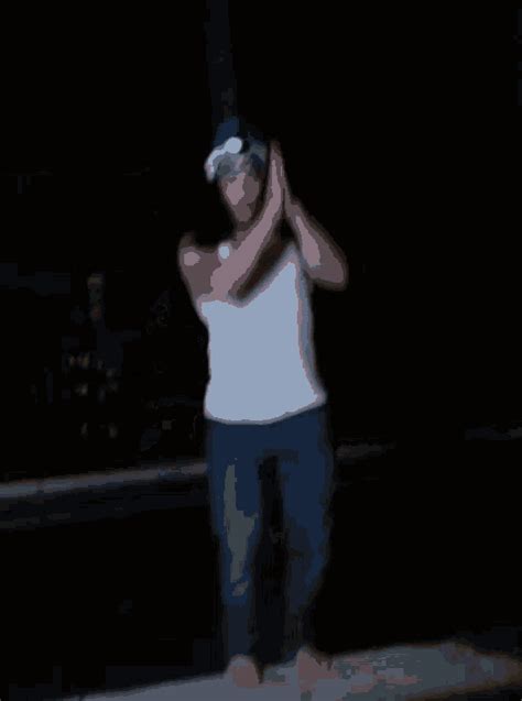 Therealmoisesb Backflip GIF - Therealmoisesb Backflip - Discover & Share GIFs