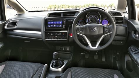 Honda WR-V Photo, Honda WRV Dashboard Image - CarWale