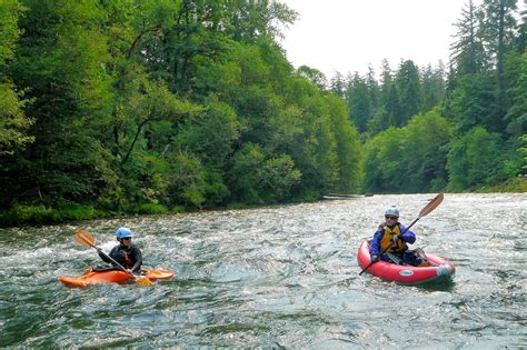 Everything Oregon (and Beyond): Rafting the McKenzie River