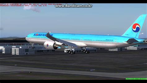 Korean air B777-9x landing at Incheon rwy 33R. - YouTube