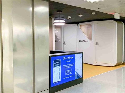 Review: Sleepbox at Dulles Airport