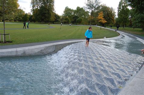 Diana, Princess of Wales Memorial Fountain - London