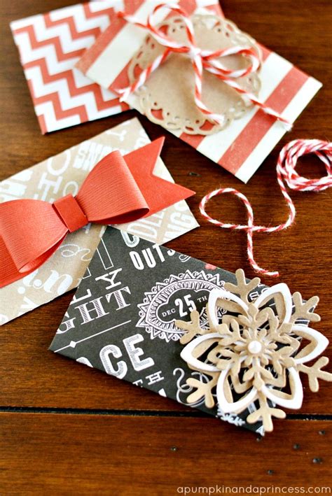 DIY Christmas Gift Card Envelopes - A Pumpkin And A Princess