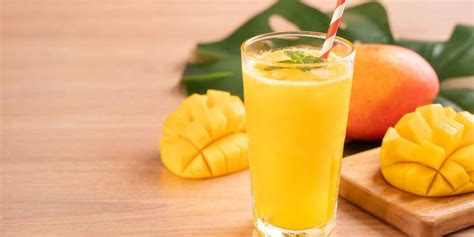 Best Mango Cocktail Recipes (2024)