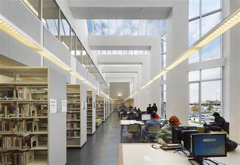 In pictures: Tour Centennial College's new multi-purpose library - The Globe and Mail