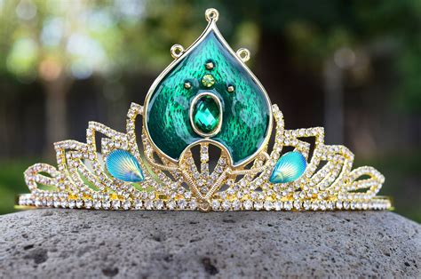 Princess Jasmine Tiara, Aladdin 2019 Crown, Live Action Jasmine Costume, Gold and Green Blue ...