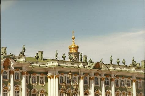 History Undressed: A Brief History of the Winter Palace by Ally Broadfield