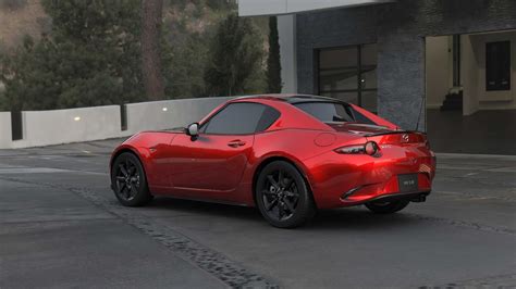 The Difference Between The 2022 Mazda Miata MX-5 And Miata MX-5 RF