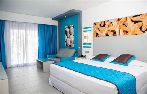 It's here! The expanded Riu Republica and its Splash Water World await you! - RIU.com | Blog