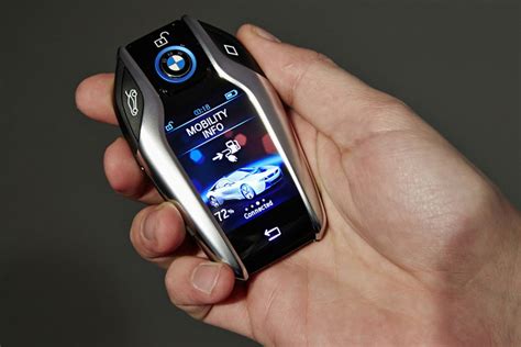 Best Tips to Consider While Buying a New Smart Key for Your Car: A Locksmith in Dubai Guide