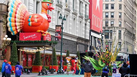 How to watch 2022 Macy's Thanksgiving Day Parade: streaming, performers