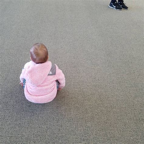 Baby fad: Squatting to make poop in public