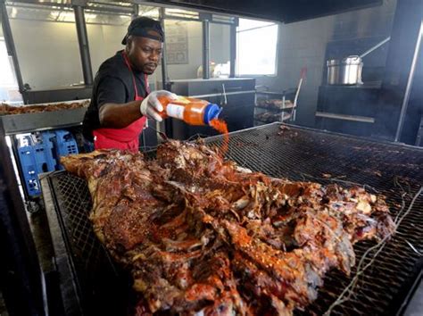 Rodney Scott's BBQ opens in downtown Charleston without a hitch | Blogs | postandcourier.com