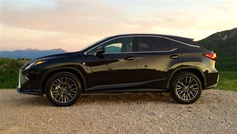 2016 Lexus RX 350 F-Sport Brings the Fun (For a Price) - FeedTheHabit.com