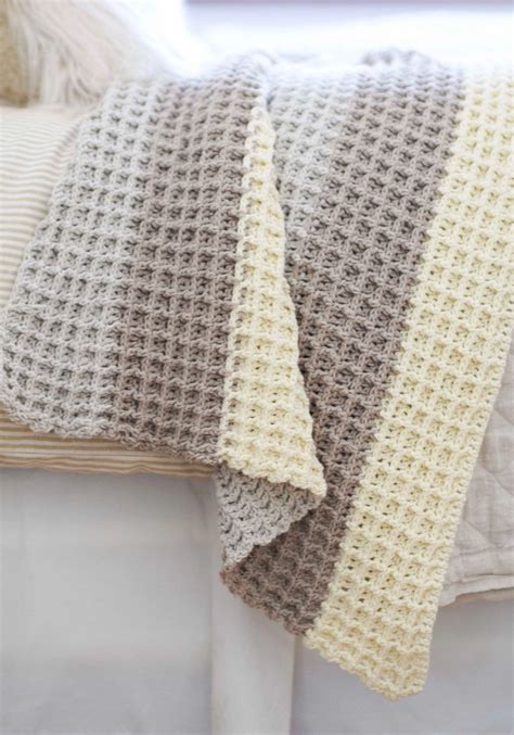 Waffle Texture Crochet Blanket Pattern » Weave Crochet