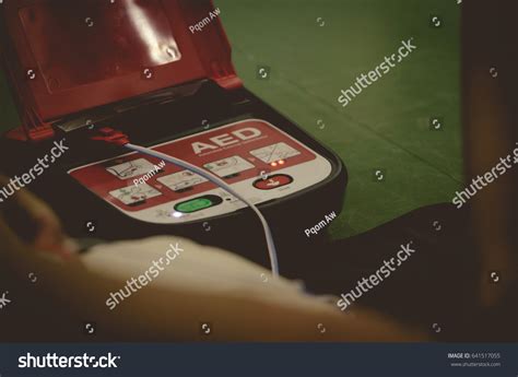 Cpr Cardiopulmonary Resuscitation Aed Automated External Stock Photo 641517055 | Shutterstock