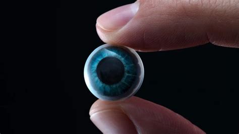 Smart contact lens displays AR information without a sc - Inavate