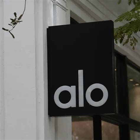 Alo Yoga, a digitally-anchored brand, announces brick and mortar ...