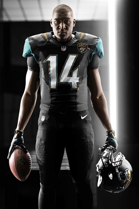 Jacksonville Jaguars and Nike Unveil New Uniform Design for 2013 - Nike ...