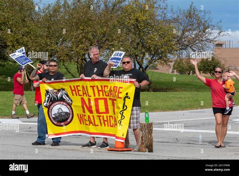 Railroad workers hi-res stock photography and images - Alamy