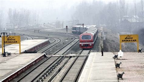 Delhi To Kashmir Trains: Know The Best Trains With Price