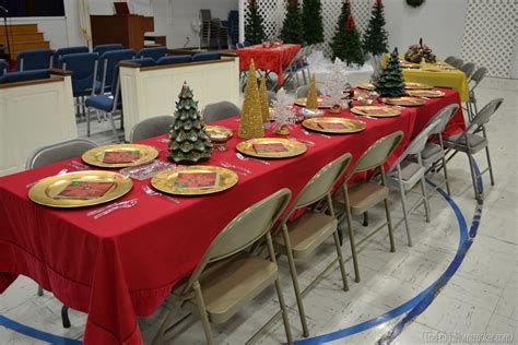 Christmas Dinner table ideas (from our church’s Christmas Dinner ...