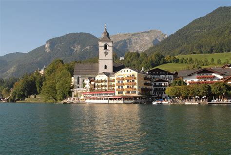 Romantik Hotel Im Weissen Rössl am Wolfgangsee in St. Wolfgang | Romantik hotels, Wolfgangsee ...