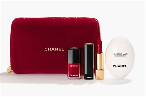 Beauty Gift: Chanel Beauty Hand and Lip Set