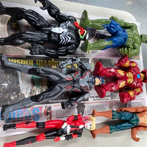 Super hero set of six figurines