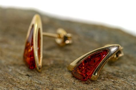 Amber & Gold. Baltic amber earrings. Gold earrings. Perfect gift for her. Amber jewelry ...