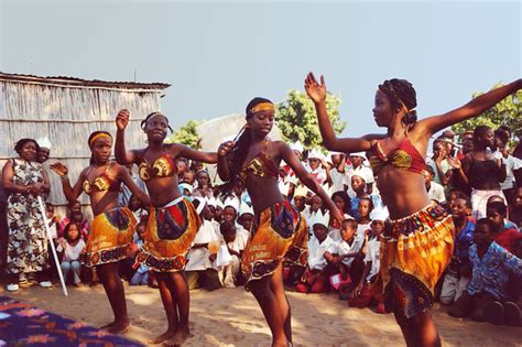 Traditional dance - Mozambique | Traditional dance performed… | Flickr ...