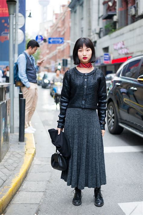 They Are Wearing: Shanghai Fashion Week [PHOTOS]