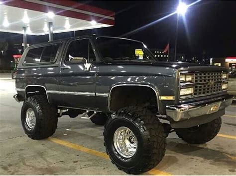 Pin by Wayne Ackerman on K5 Blazer | Chevy trucks, Chevy pickup trucks, Gmc trucks