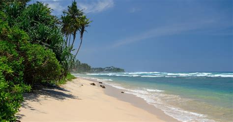 Ahangama Beach Sri Lanka | Visit Weligama