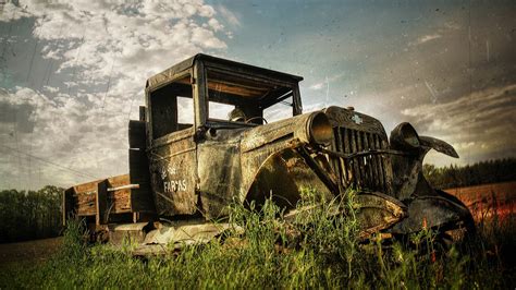 Old Tractor Wallpaper - WallpaperSafari