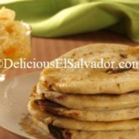 Pupusas de Queso (Cheese-Filled Pupusas) Recipe - (4.1/5)