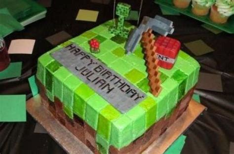 Foodista | Must See Minecraft Cake