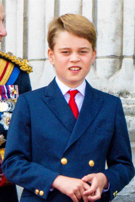 Prince George releases official picture for 10th birthday